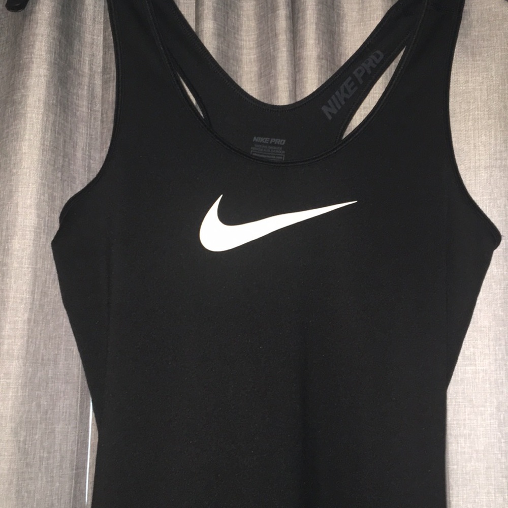Black Nike Pro Workout Tank